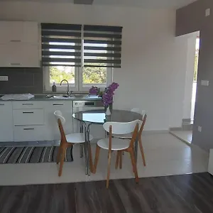 Katarina , Pakoštane Chorwacja
